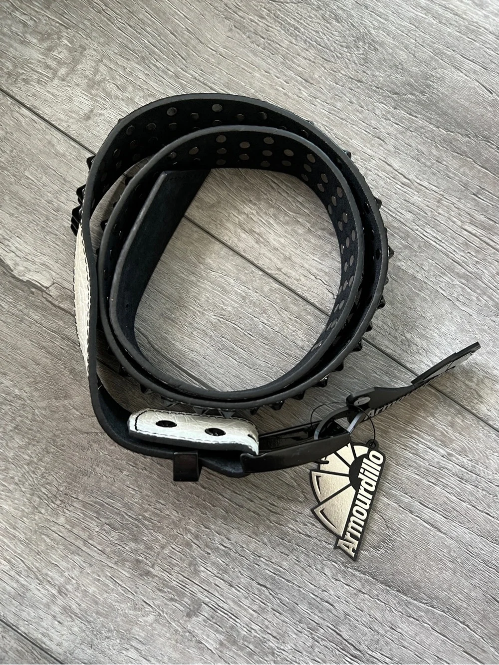 Armourdillo Croc Cone White Black Studded Leather Punk Belt L 33-37 NWT